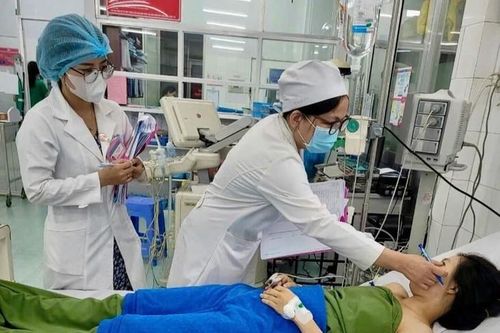 Cấp cứu thành công sản phụ 5 lần sinh mổ nguy kịch
