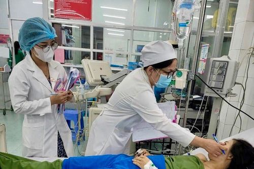 Cứu sống thành công sản phụ mổ lấy thai lần 5 nguy kịch