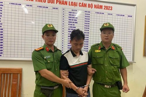 Bắt giữ đối tượng khống chế lái xe taxi để bỏ trốn