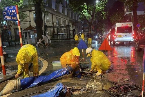 Hà Nội: Tập trung tiêu thoát nước, giảm úng ngập cục bộ sau mưa lớn