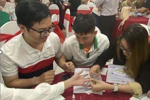 Đồng Tháp tăng cường triển khai dịch vụ tự xét nghiệm HIV
