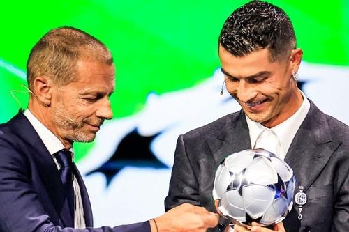 Ronaldo nhận giải thưởng đặc biệt