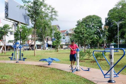 Đắk Lắk: Khánh thành công trình máy tập thể dục ngoài trời