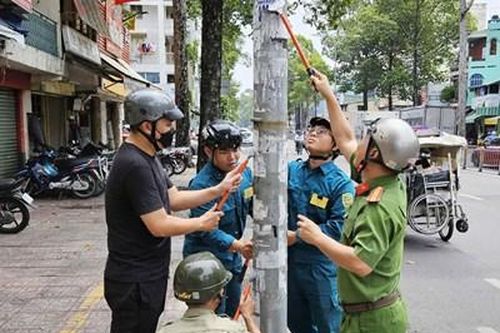 Tuổi trẻ TP Hồ Chí Minh xung kích chỉnh trang mỹ quan đô thị xanh, sạch, đẹp, an toàn