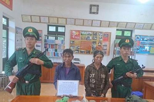 Điện Biên: Bắt giữ hai đối tượng cùng 10kg thuốc phiện