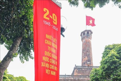 Tự hào về cội nguồn dân tộc