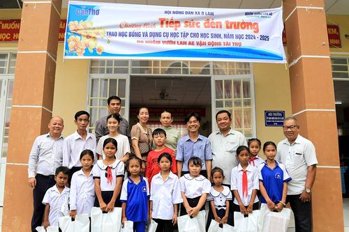 Báo Cần Thơ 'tiếp sức đến trường' cho 68 học sinh đồng bào dân tộc thiểu số Khmer xã Ô Lâm