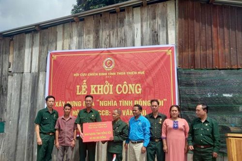 Khởi công xây dựng 2 nhà 'Nghĩa tình đồng đội' tại huyện A Lưới
