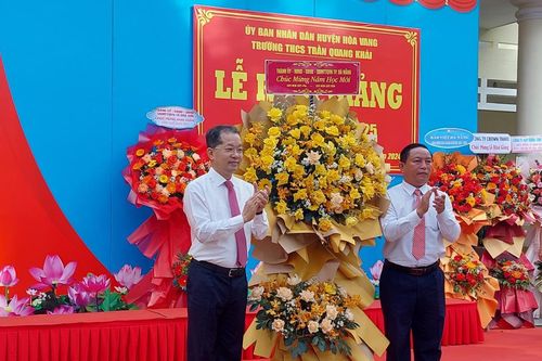 Bí thư Thành ủy Đà Nẵng Nguyễn Văn Quảng dự Lễ khai giảng năm học mới tại Trường Trung học Cơ sở Trần Quang Khải