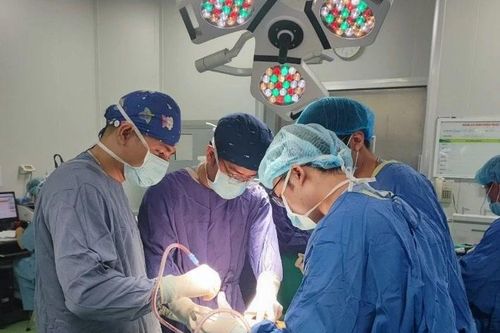 Chấn thương sau khi chơi vật tay