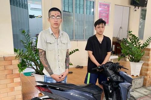 Cặp đôi gây ra 4 vụ cướp giật dây chuyền của phụ nữ