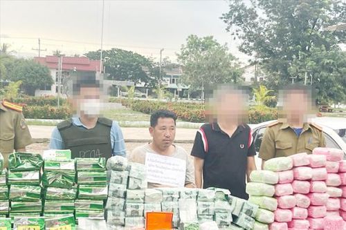 Xuất ngoại săn tội phạm