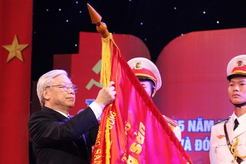 Tình cảmcủa cán bộ, nhân dân