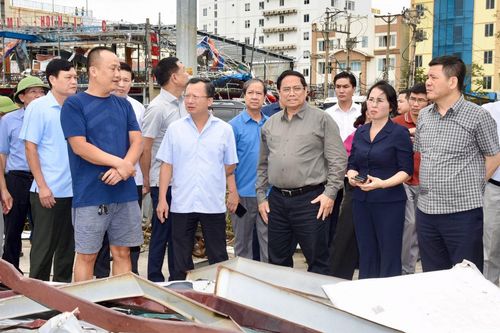 Thủ tướng Phạm Minh Chính thị sát, chỉ đạo khắc phục hậu quả bão số 3 ở Quảng Ninh và Hải Phòng