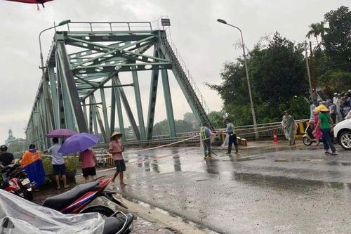 Cấm lưu thông trên cầu Yên Bái từ 18h ngày 9/9