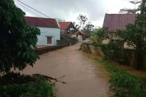 Bác thông tin vỡ đê ở Phú Thọ và Quảng Ninh