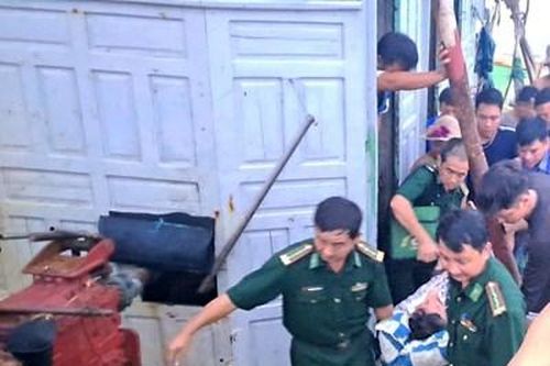 Thanh Hóa: Phối hợp đưa ngư dân bị tai biến đi cấp cứu