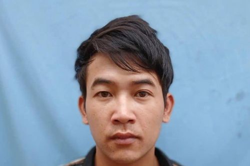 Chiếm đoạt người dưới 16 tuổi