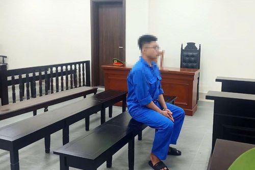 Dụ dỗ 'việc nhẹ, lương cao' để đưa người trái phép sang Campuchia