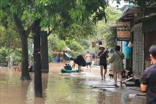 Mực nước sông Hồng đang rút sau khi đạt đỉnh