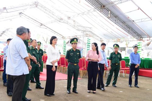 Kiểm tra công tác chuẩn bị tổ chức Chương trình 'Biên cương - Đêm hội trăng rằm' tại Bình Phước
