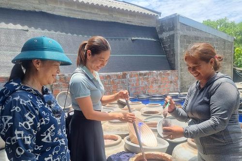 Nâng cao kỹ năng truyền thông về giảm nghèo bền vững