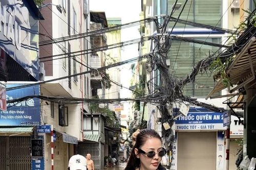 Ưng Hoàng Phúc lên tiếng về tranh cãi đi cứu trợ cùng Quế Vân tại Hà Nội