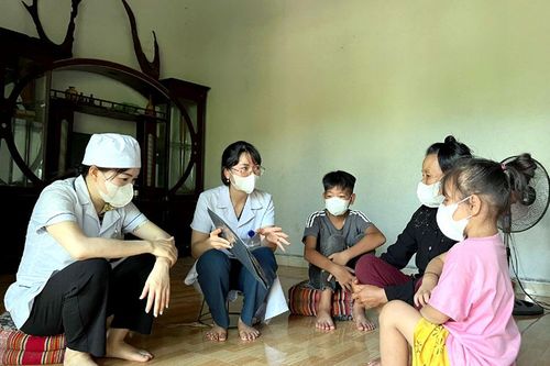 Điểm tựa sức khỏe ban đầu cho người dân
