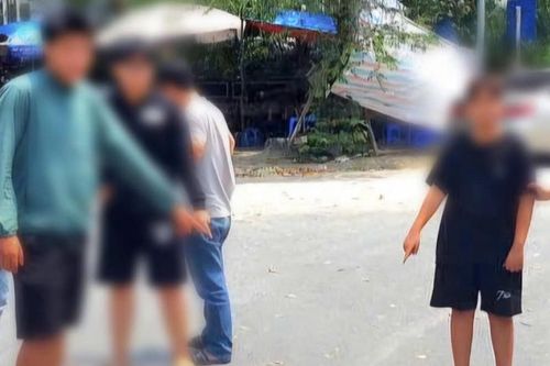 Hà Nội: Triệu tập nhóm đối tượng chặn đường 'xin đểu' học sinh