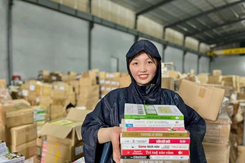 Bão lũ có thể tàn phá nhiều thứ, nhưng tri thức vẫn vẹn nguyên
