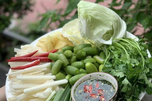 Loại quả quê vừa chua vừa chát, nay thành trái cây nội địa đắt đỏ có giá tới nửa triệu mỗi cân