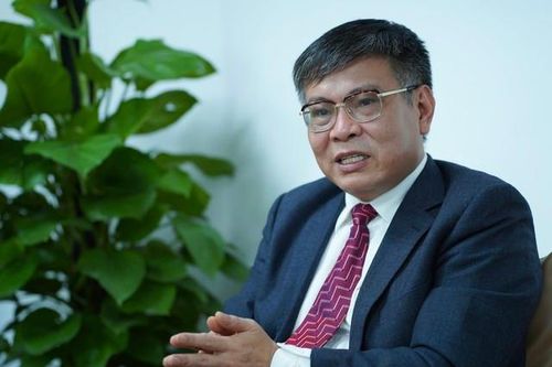 CEO Bamboo Airways bị tạm hoãn xuất cảnh