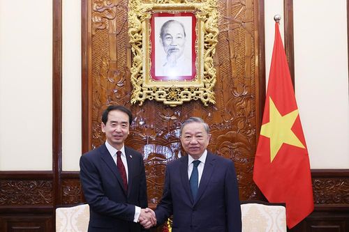 Tổng Bí thư, Chủ tịch nước Tô Lâm tiếp xã giao Đại sứ Trung Quốc tại Việt Nam Hà Vĩ