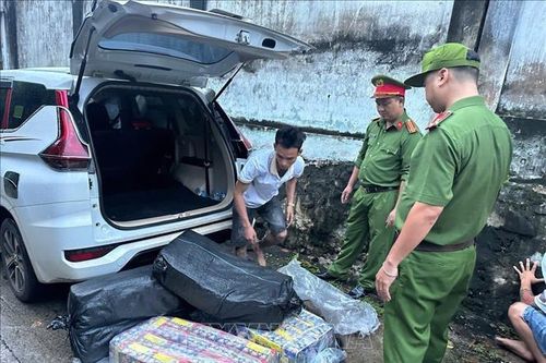 Bắt các đối tượng lừa đảo chạy án, vận chuyển pháo lậu tại Bình Dương