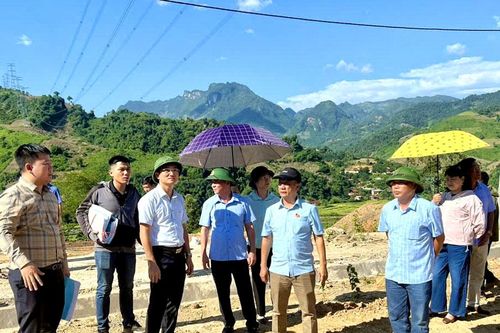 Thường trực HĐND tỉnh giám sát thực hiện chương trình MTQG trên địa bàn huyện Mường Chà