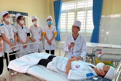 Nhiều chính sách miễn, giảm học phí cho sinh viên