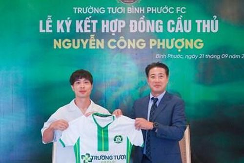 Tiền đạo Công Phượng chốt bến đỗ bất ngờ