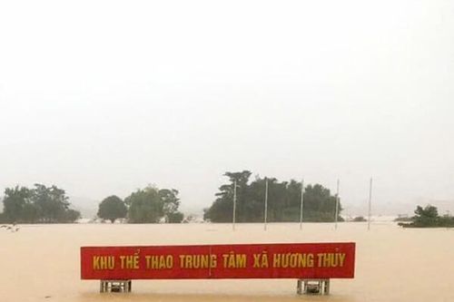 Mưa lớn diện rộng gây ngập lụt nghiêm trọng tại Hà Tĩnh
