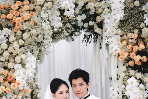 Nữ diễn viên đình đám châu Á xả loạt ảnh đám cưới 'vừa đẹp vừa vui'