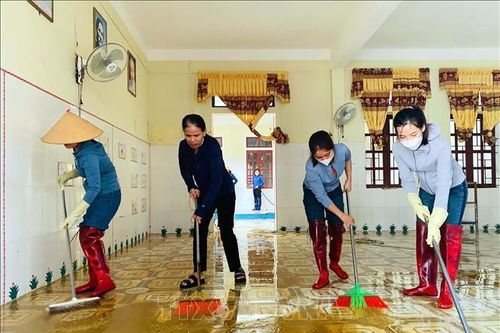 Hà Tĩnh hối hả khắc phục hậu quả mưa lũ, ổn định đời sống nhân dân