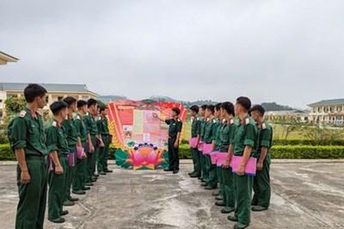 Để bộ đội 'thấm, ngấm' pháp luật, kỷ luật