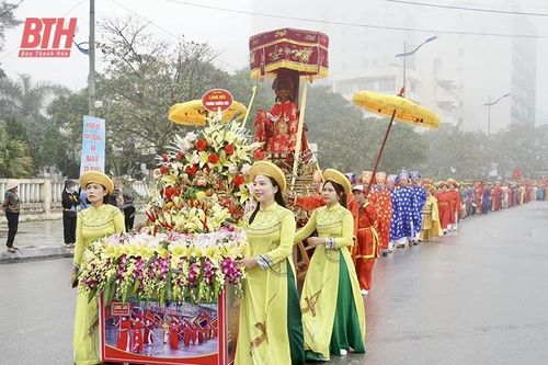 Chú trọng bảo tồn và phát huy giá trị di sản văn hóa
