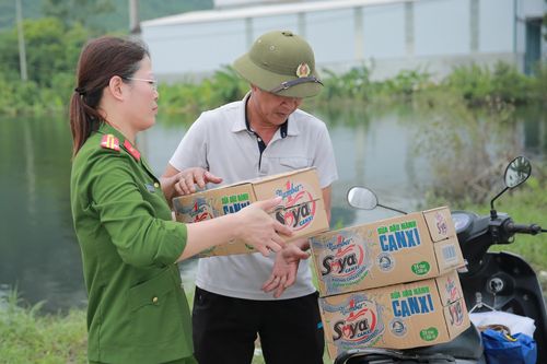Hết mình vì nhân dân trong bão lũ