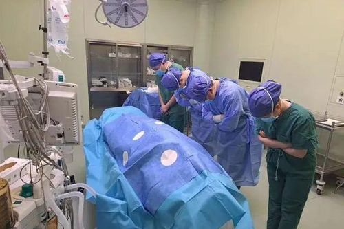 Con bị tai nạn không qua khỏi, cha đưa ra quyết định cuối cùng gây tranh cãi