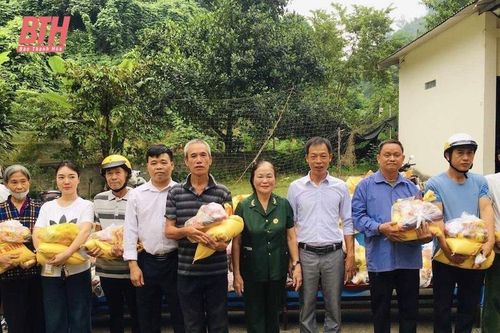 Nhà hàng Đoàn Dung chung tay ủng hộ đồng bào bị ảnh hưởng bởi bão lụt