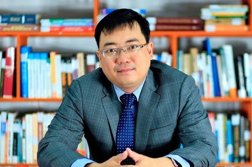 Alpha Books Nguyễn Cảnh Bình: Tri thức là sức mạnh!