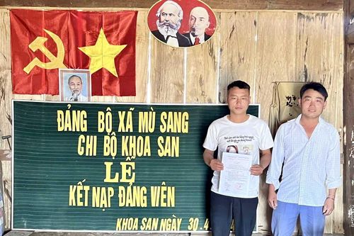 Nơi nào có dân, nơi ấy có Đảng