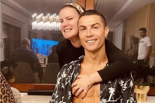 Chị gái Ronaldo chỉ trích Cassano