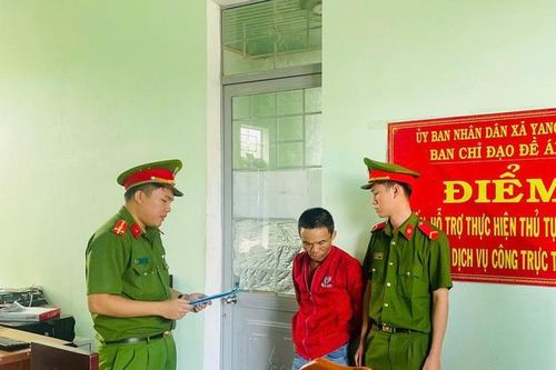 Mâu thuẫn, người đàn ông chém bạn nhậu trọng thương