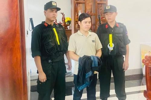 Bắt 4 đối tượng dùng hung khí gây rối trật tự công cộng